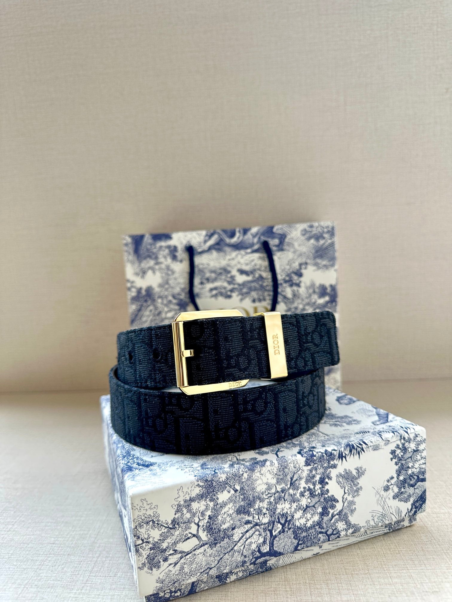 P1Q115D25 Popular High quality belt With full package