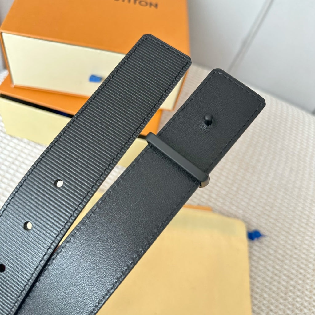 P1Q64E136 Popular  High quality belt With full package