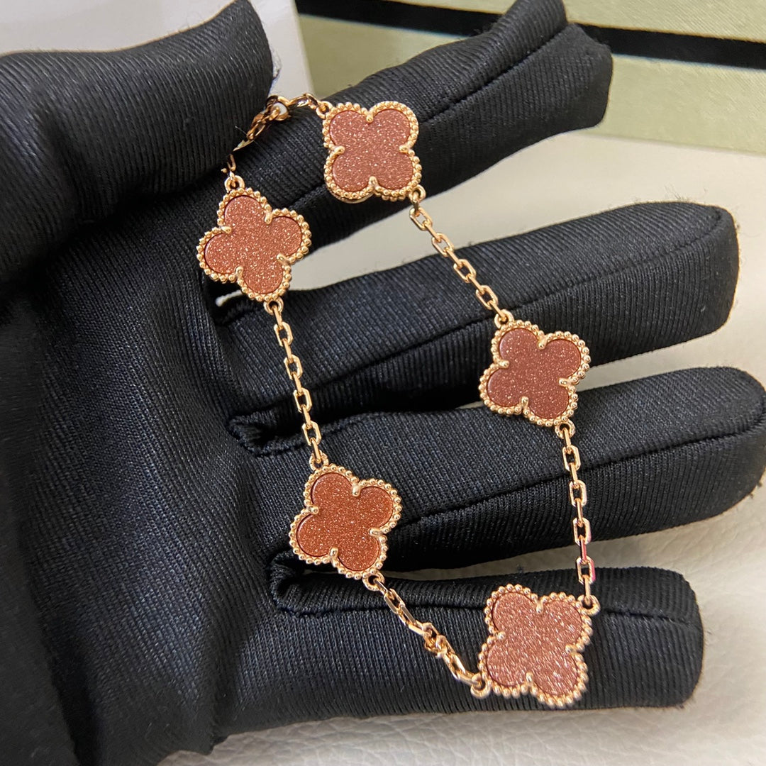 X5Q85VA231X Popular Necklace. Bracelets