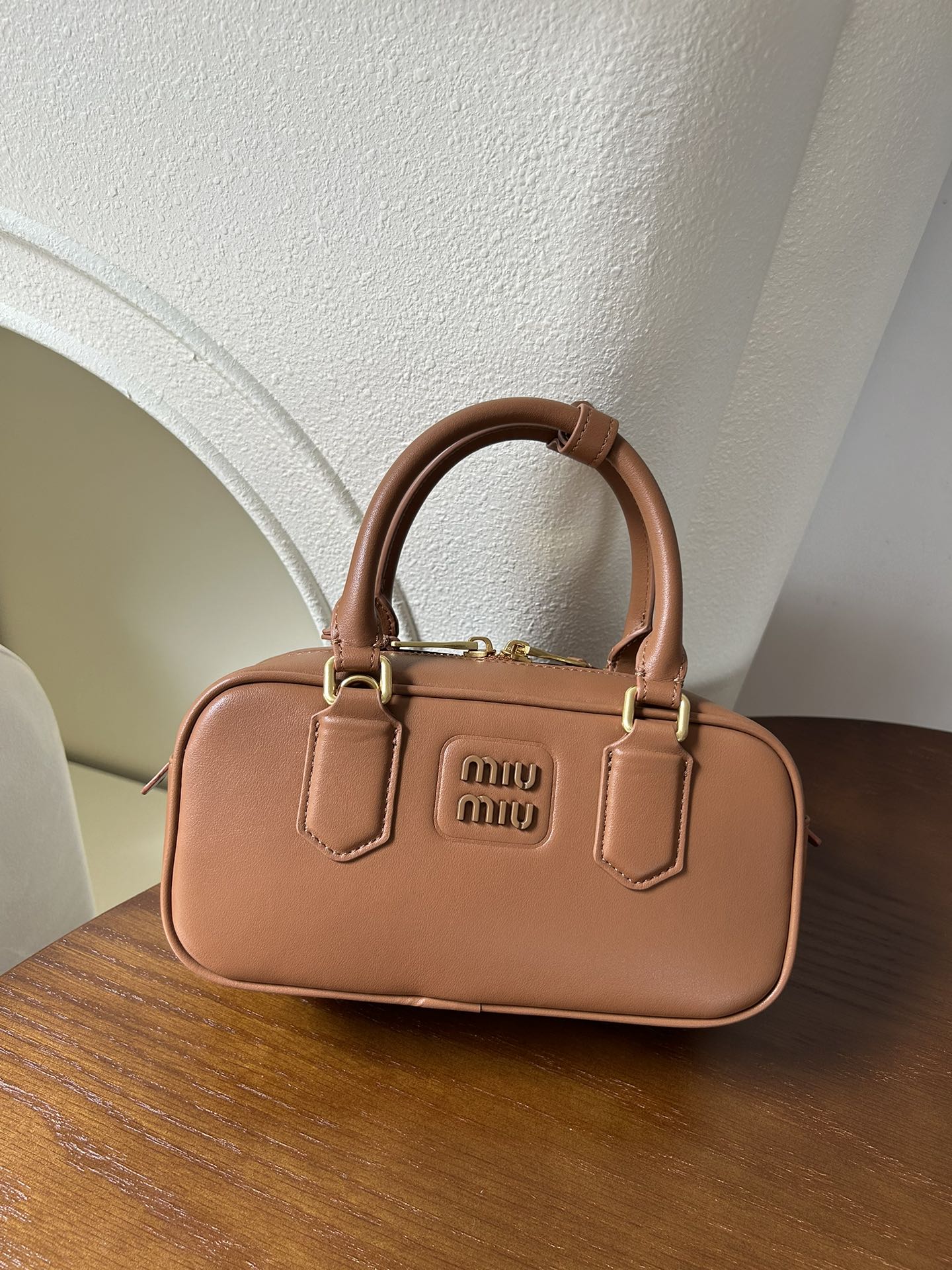 B1P46A156 Popular leather bags