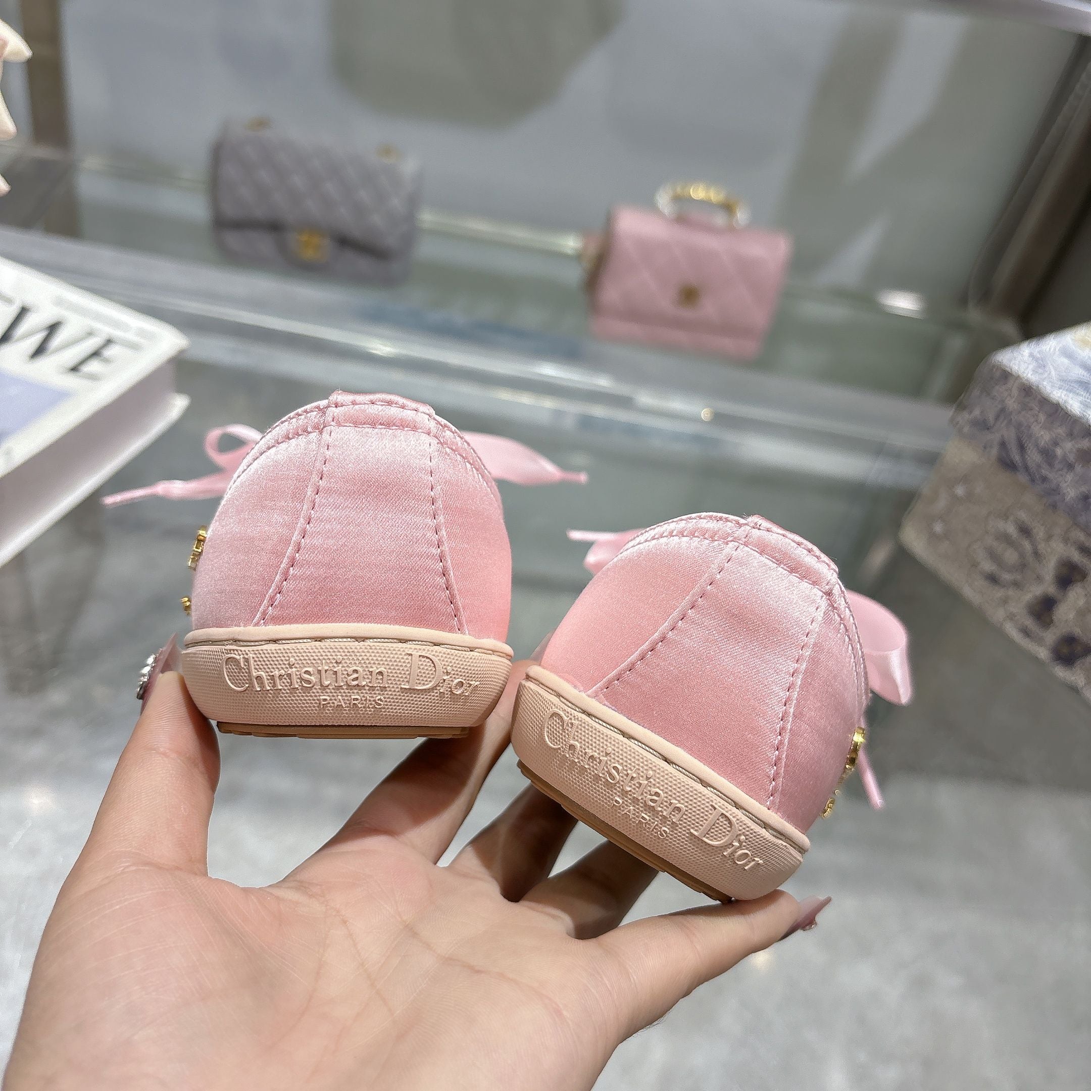 Z2Z85D60 Popular high-quality shoes