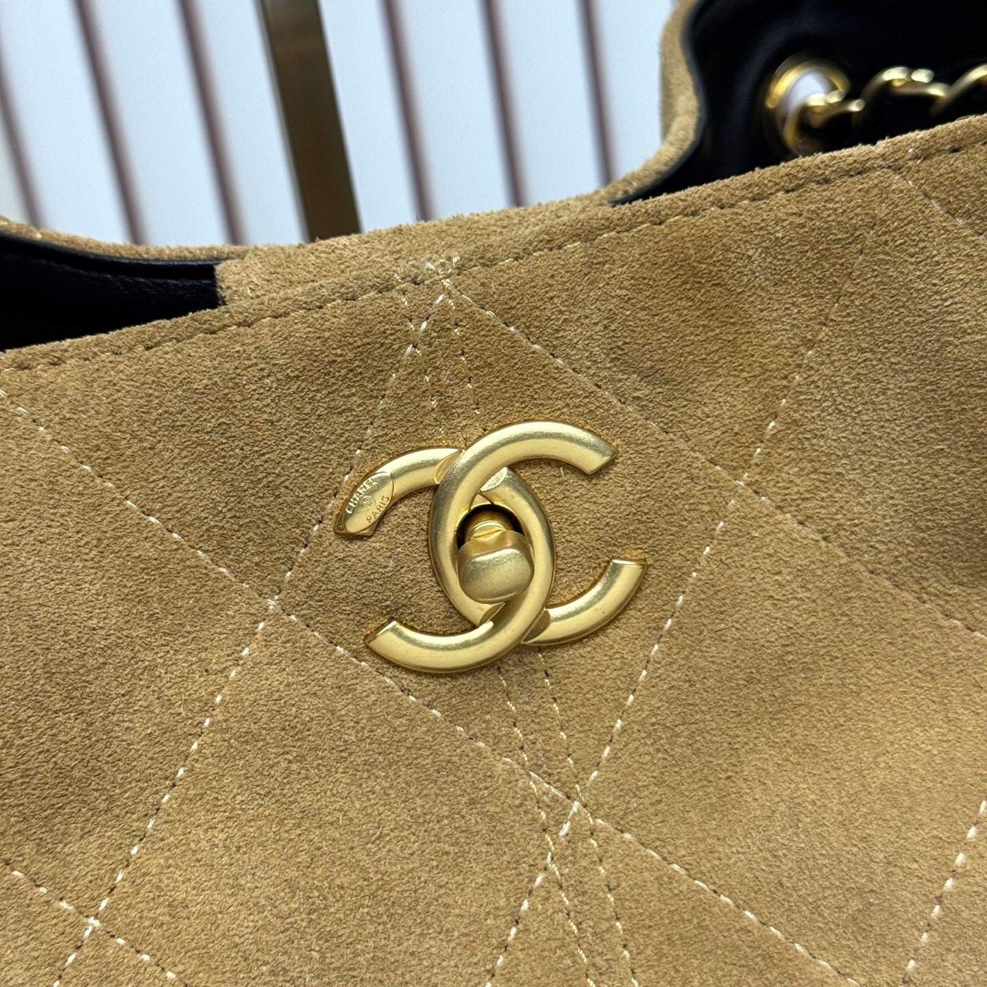 B1P46C17 Popular leather bag