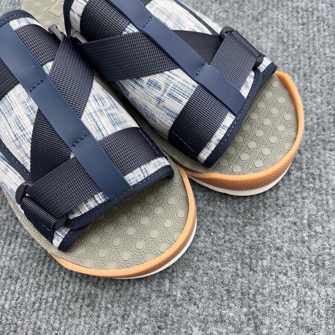 Z5Z35D305 Popular Slippers