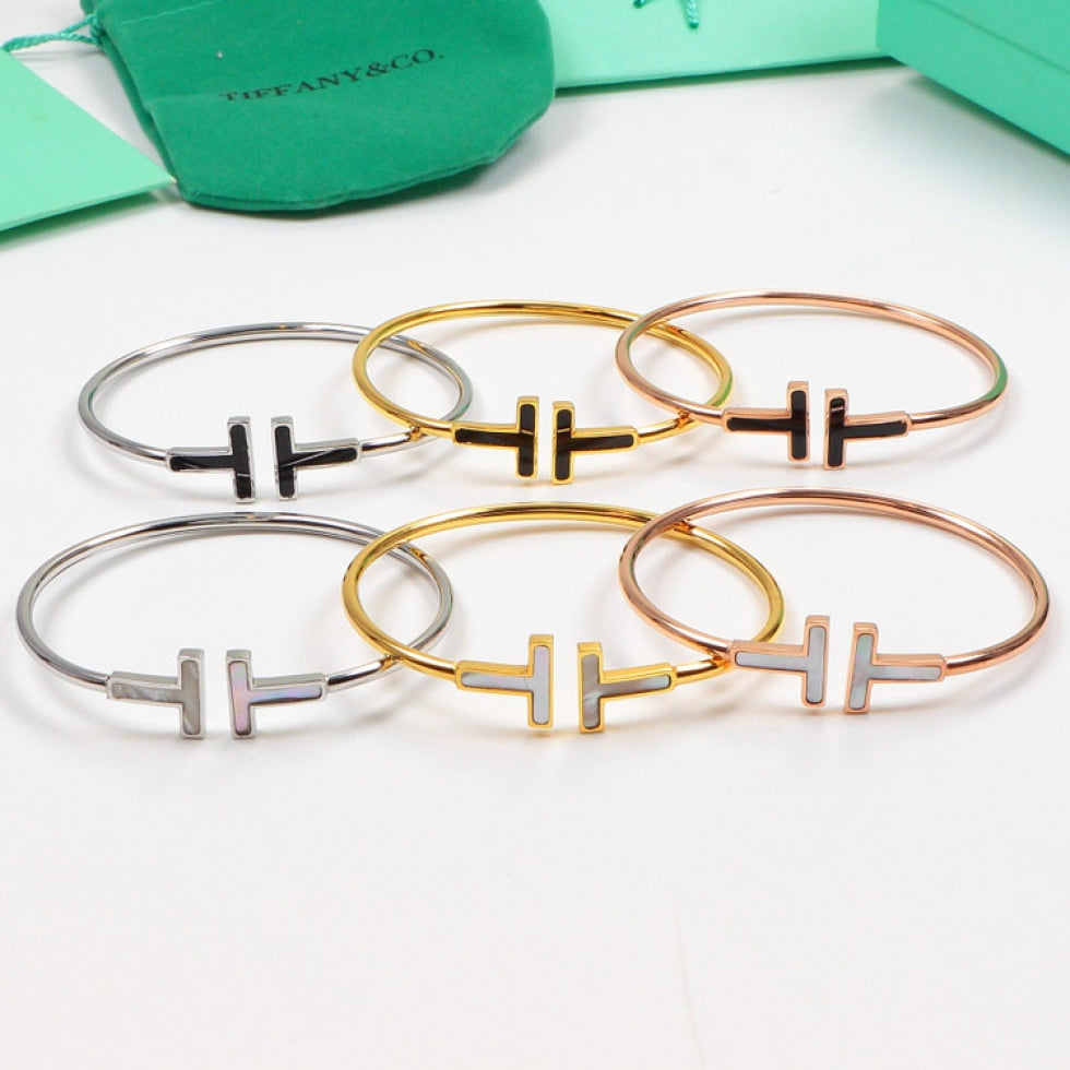 X2B60T1K  Popular Bracelets