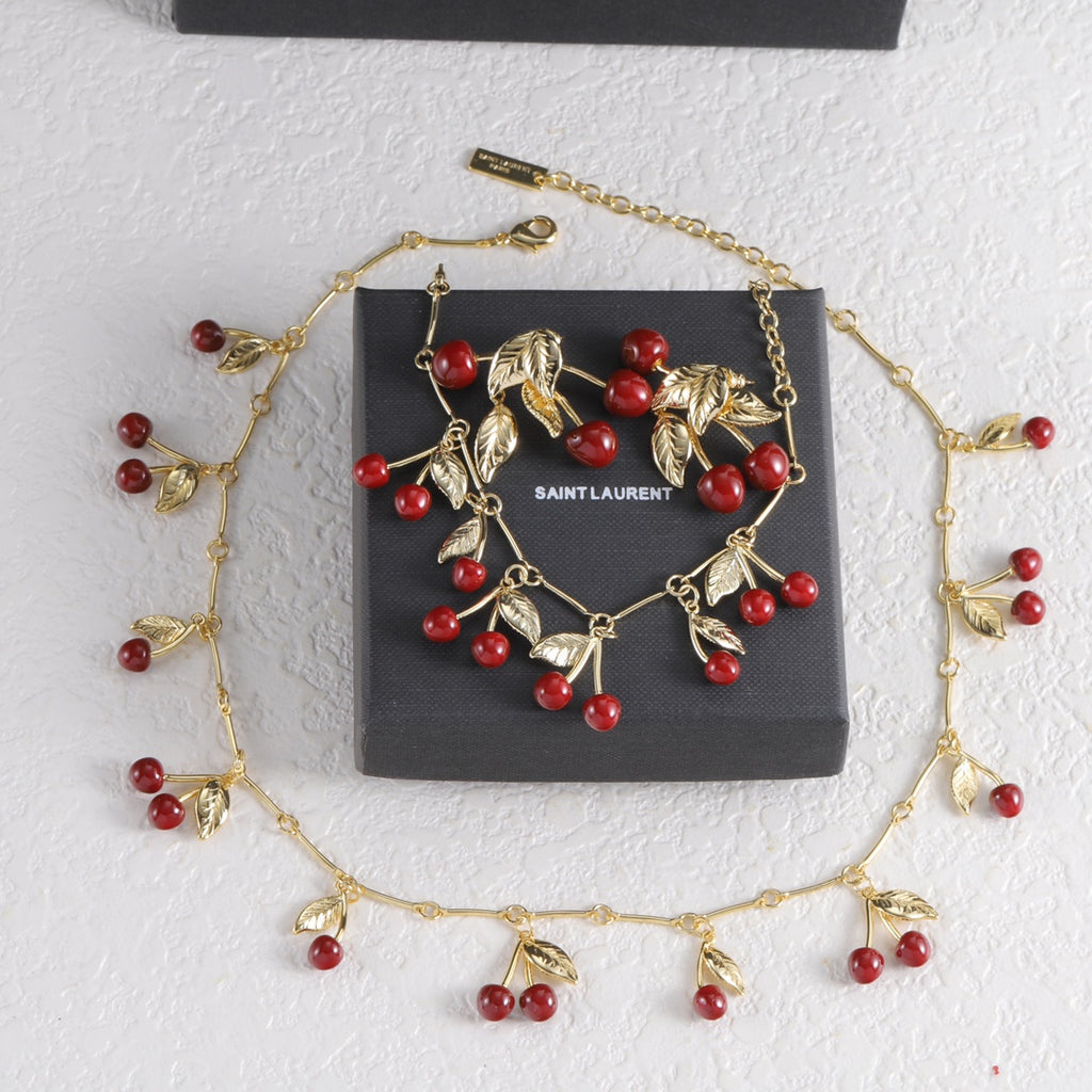 X1Q85SL99X Popular Necklaces. Bracelets. Earrings