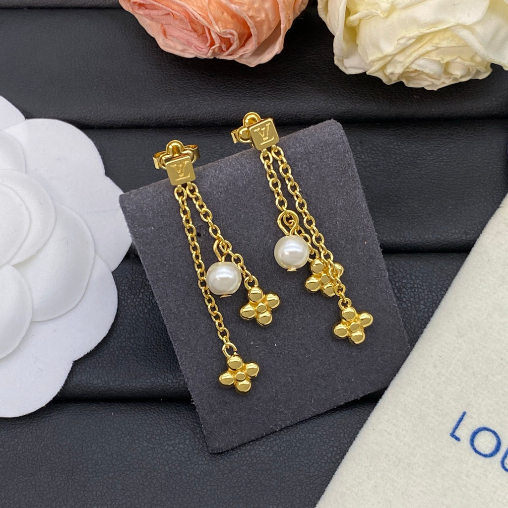 X1Z95E66E Popular Earrings