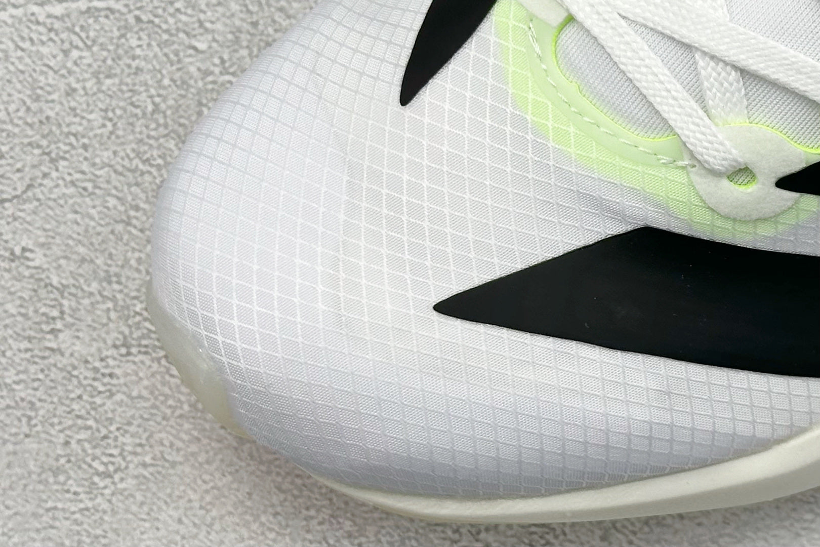 Z4Q95A54  Popular  shoes