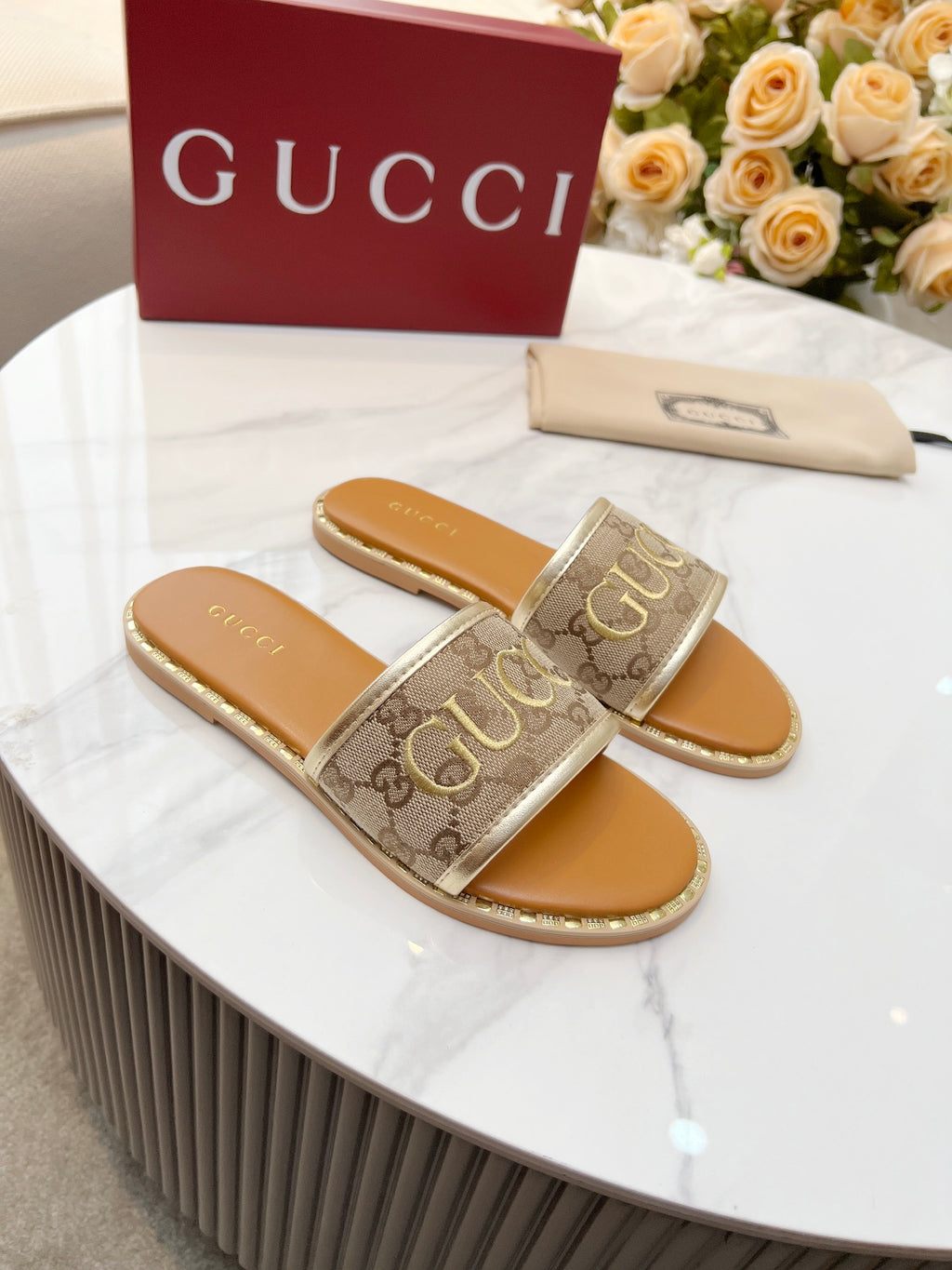 Z2Q55B29 Popular high-quality  Shoes