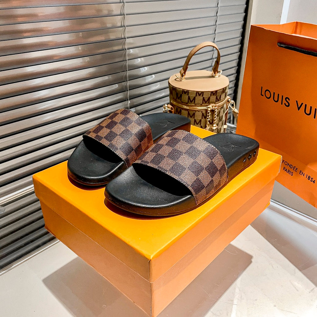 Z1Z54E195 Popular Slippers