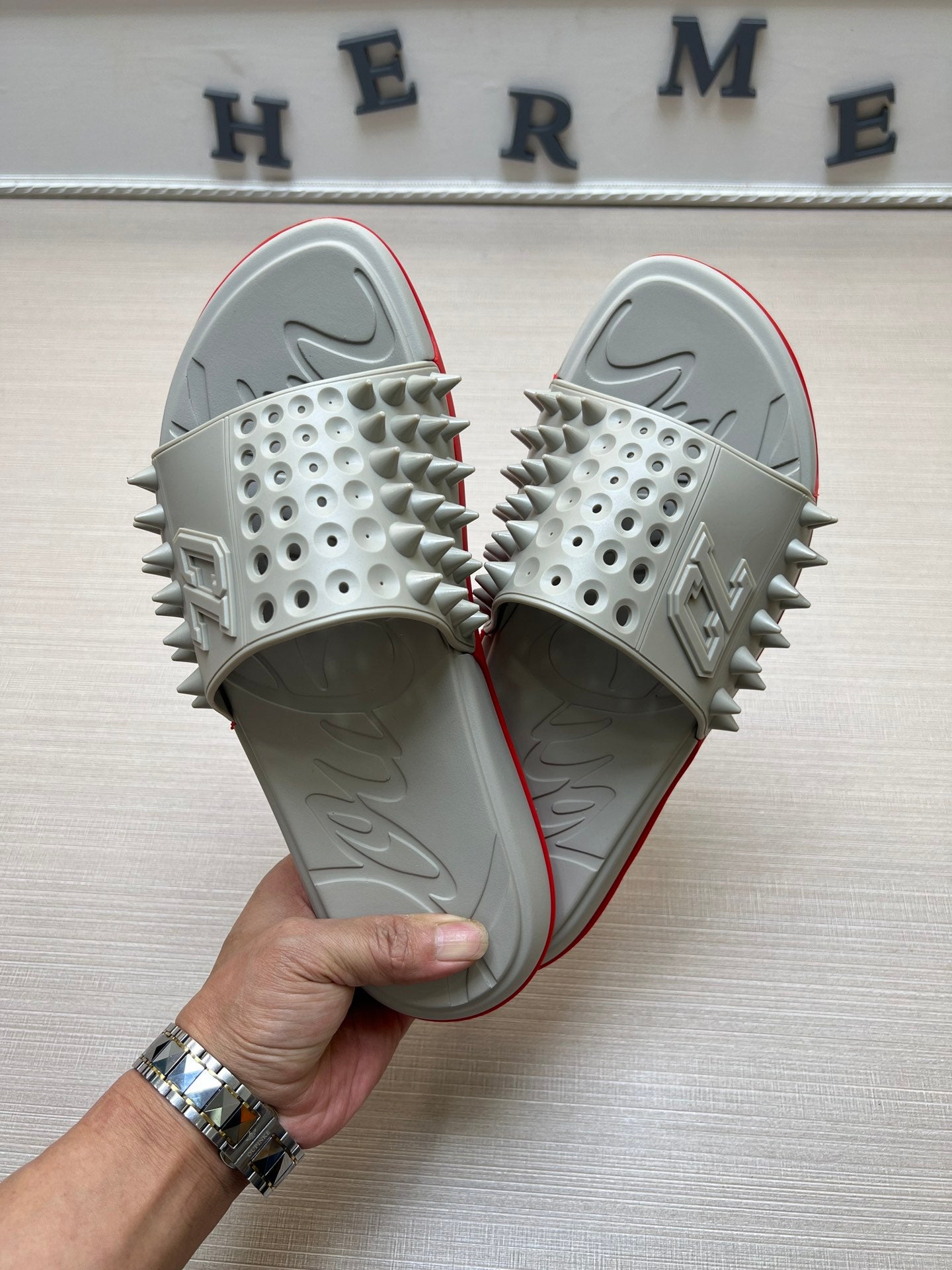 Z5ZA18 Popular slippers