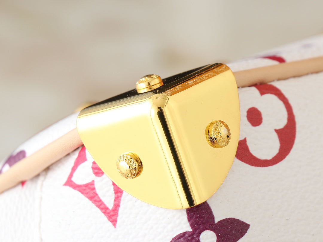 B12W15E4 Popular leather bag