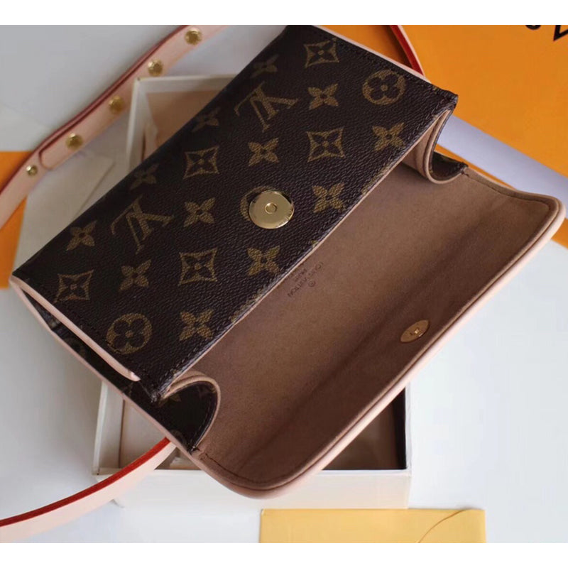 B1X104E62 Popular   leather bag