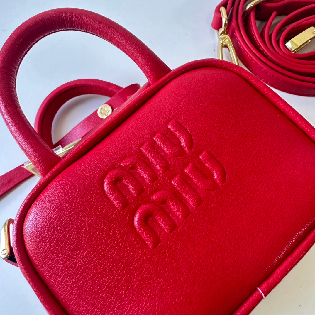 B1P46A163 Popular leather bags