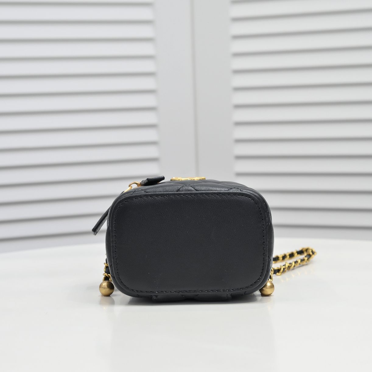 B1X43C45 Popular  leather bag 
