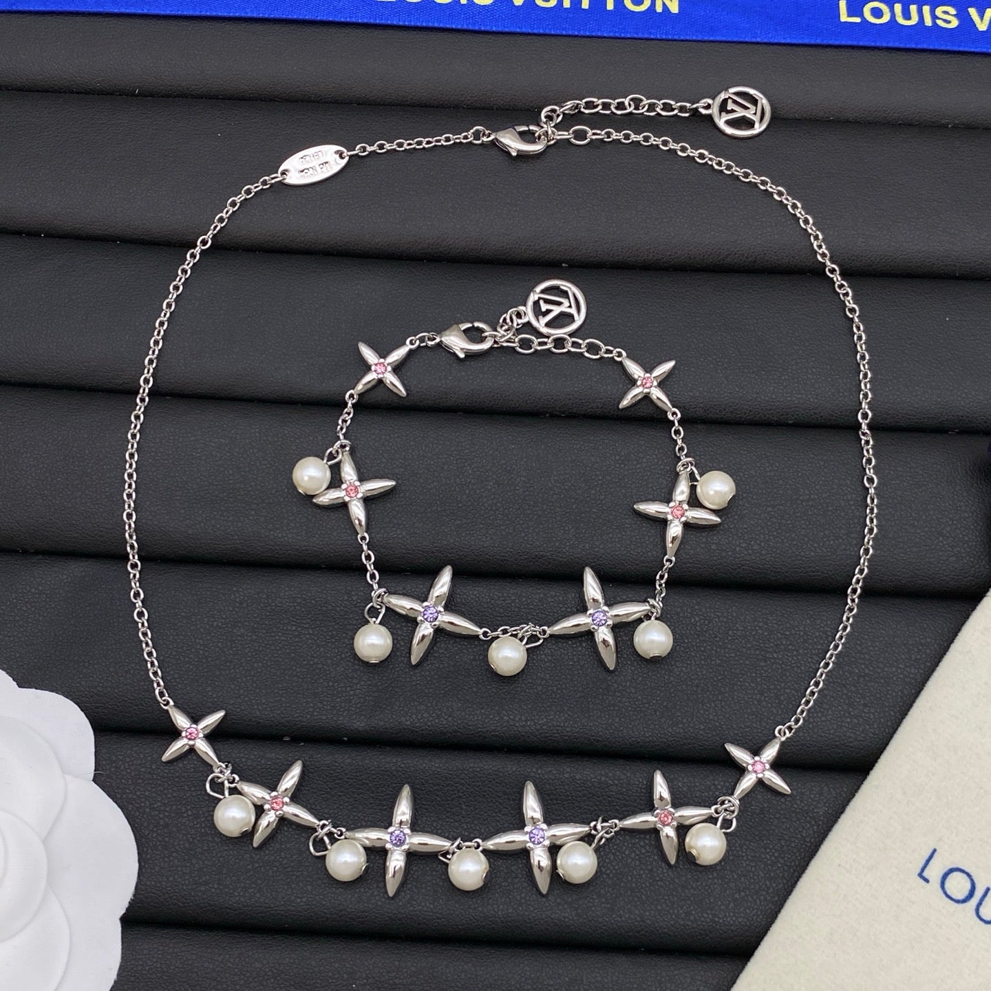 X1N36E11X Popular  Necklaces . Bracelet