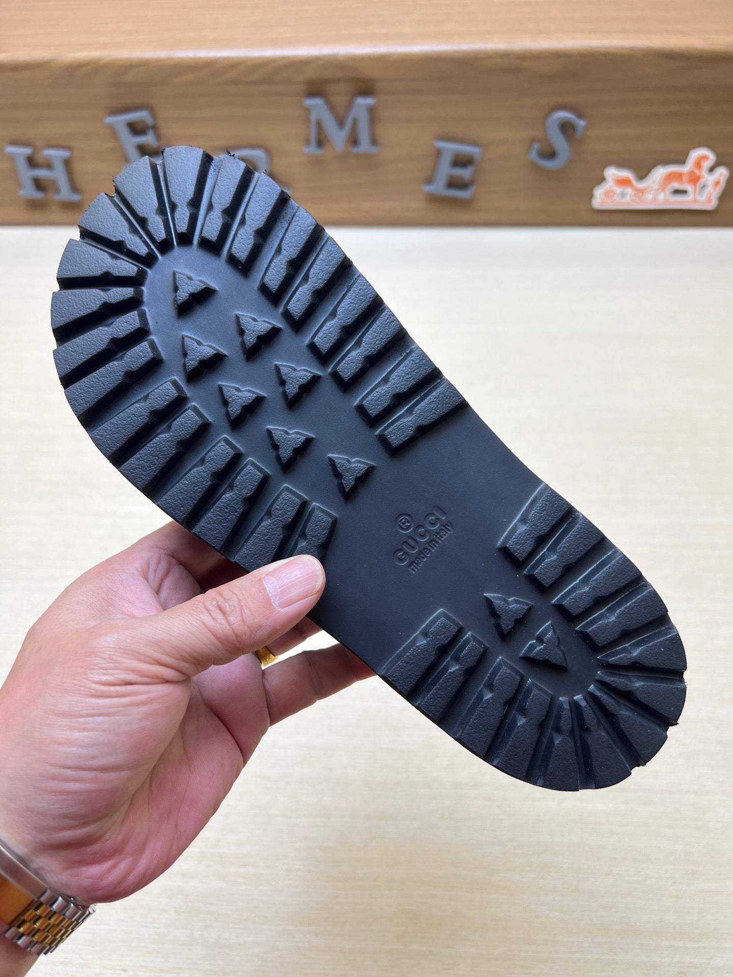 Z5R66B22 Popular  Slippers