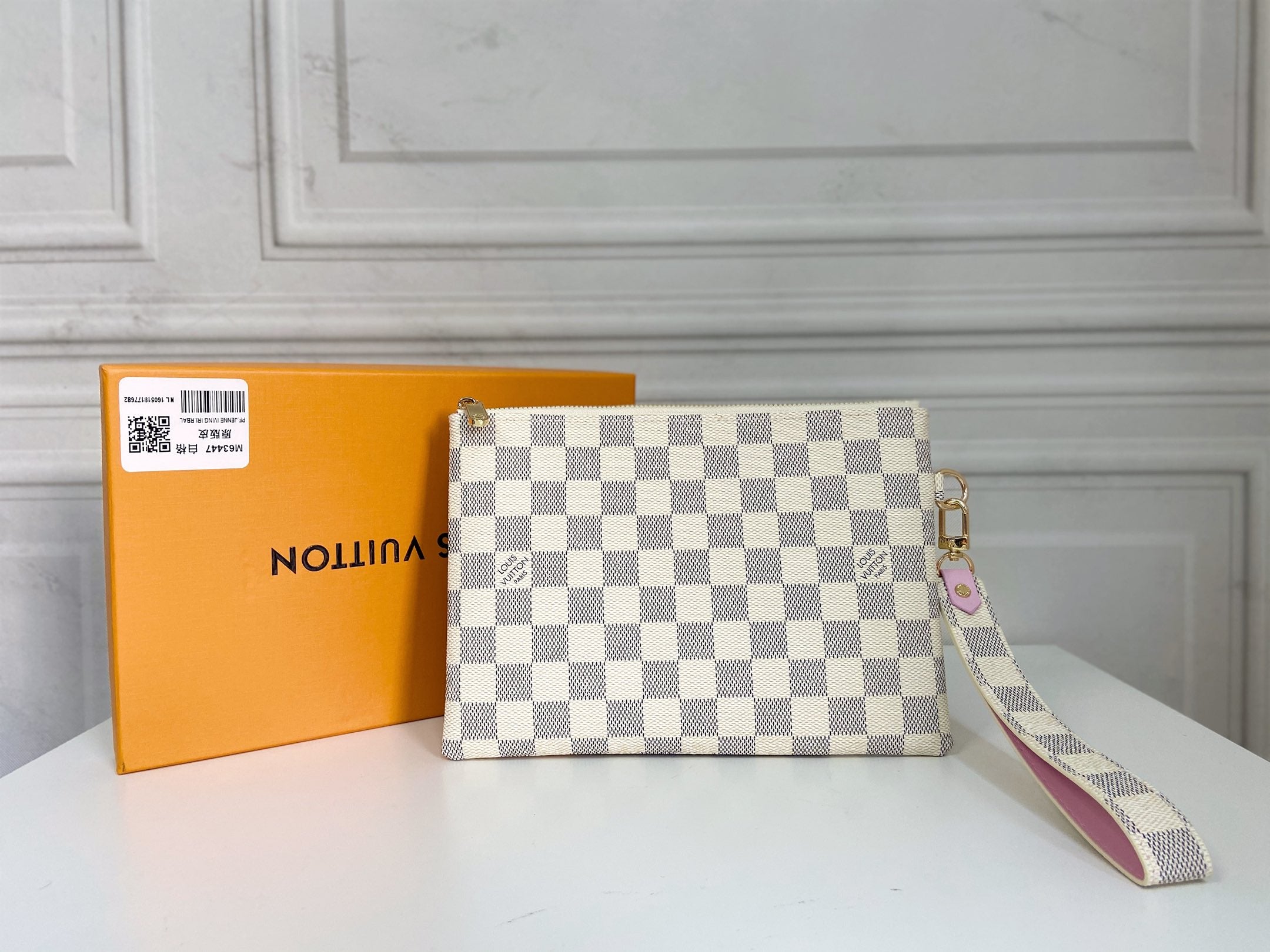 B1P46E52 Popular leather bag