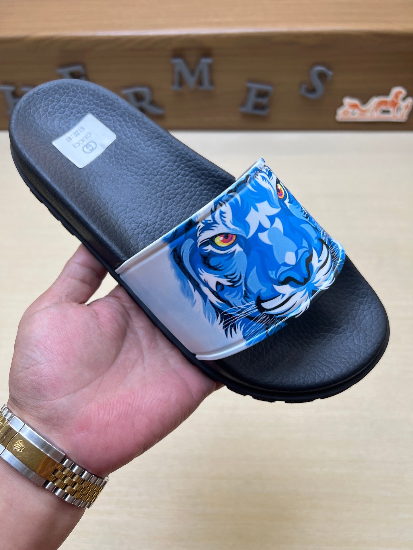 Z5R66B26 Popular Slippers