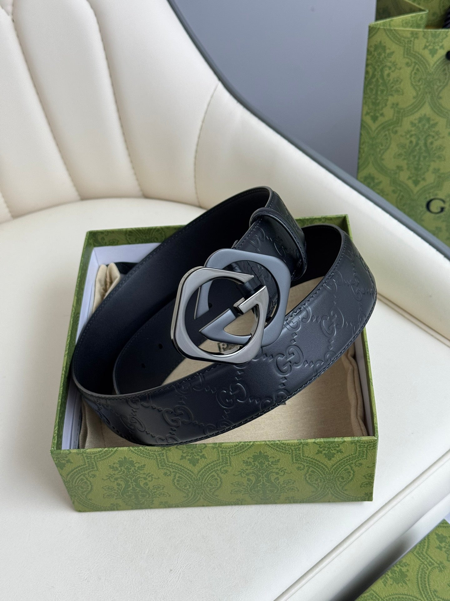 P1Q115B15 Popular High quality belt With full package