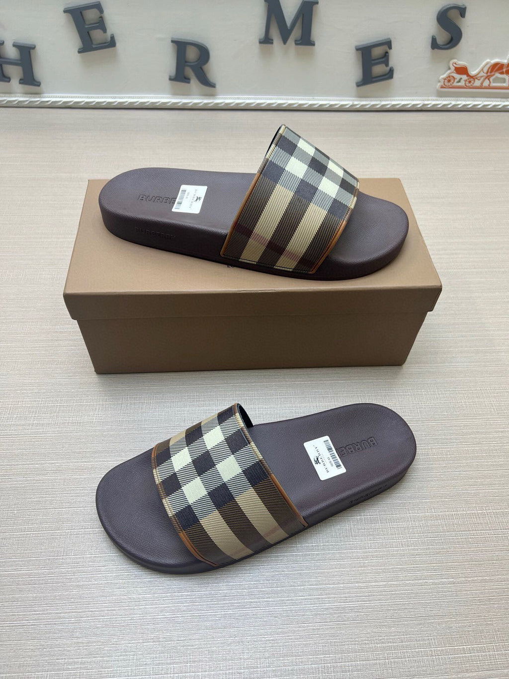 Z5Z35R251 Popular Slippers