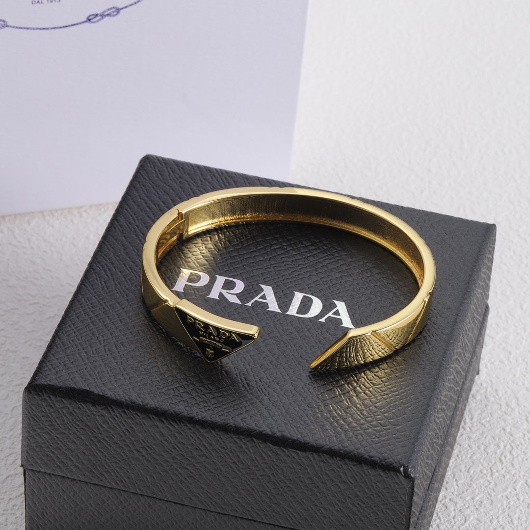 X1Y83PD67K  Popular Bracelets