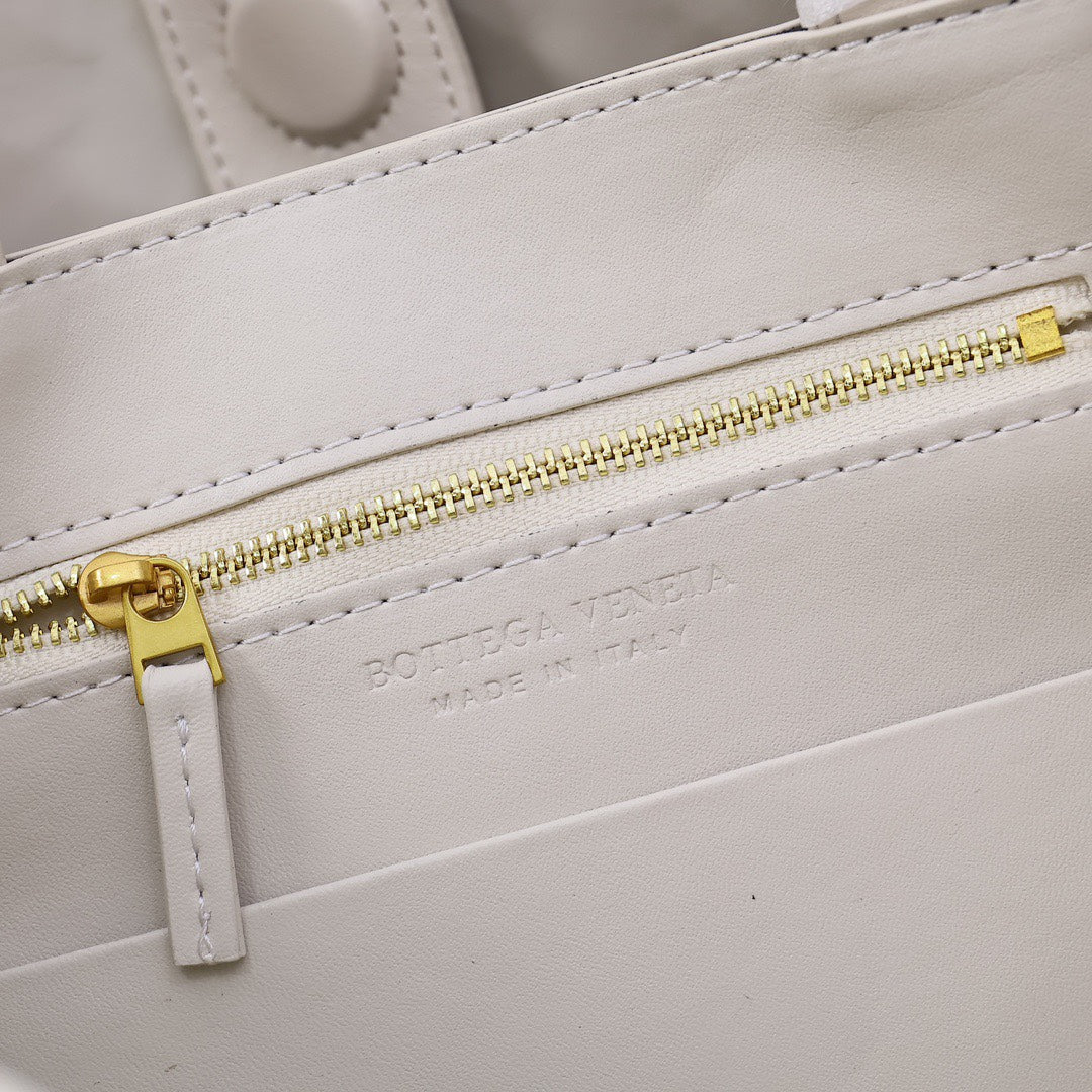 B1X104A81 Popular  leather bag