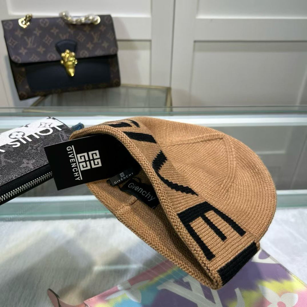 M1R86GV95 Popular hats