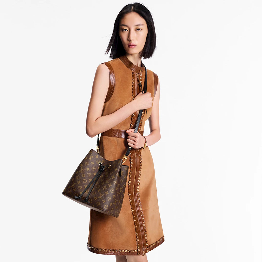 B1R76E25 Trendy classic high-quality coated canvas bags