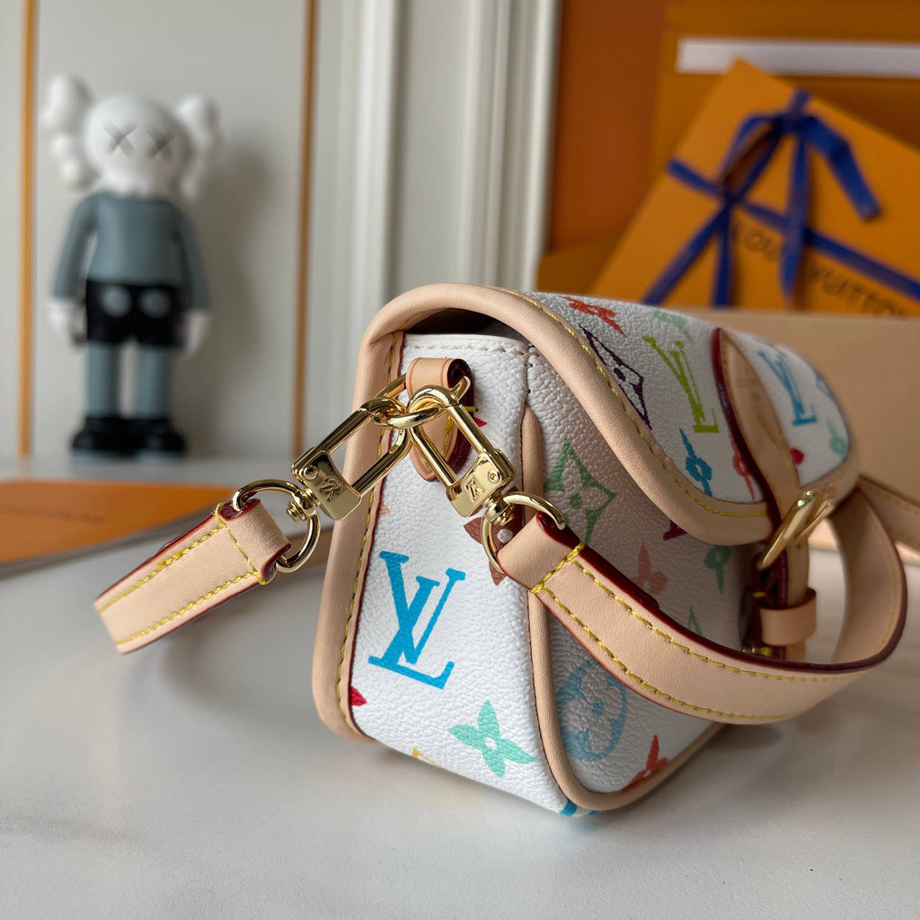 B1P36E37 Popular leather bag