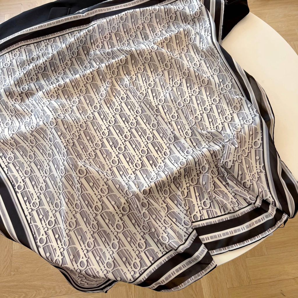 W1N46D11 Popular Silk Scarve