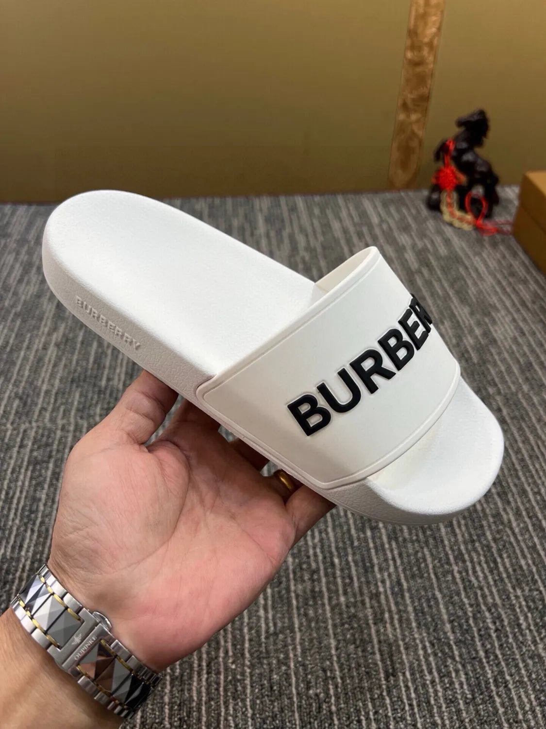 Z5Z35R256 Popular Slippers