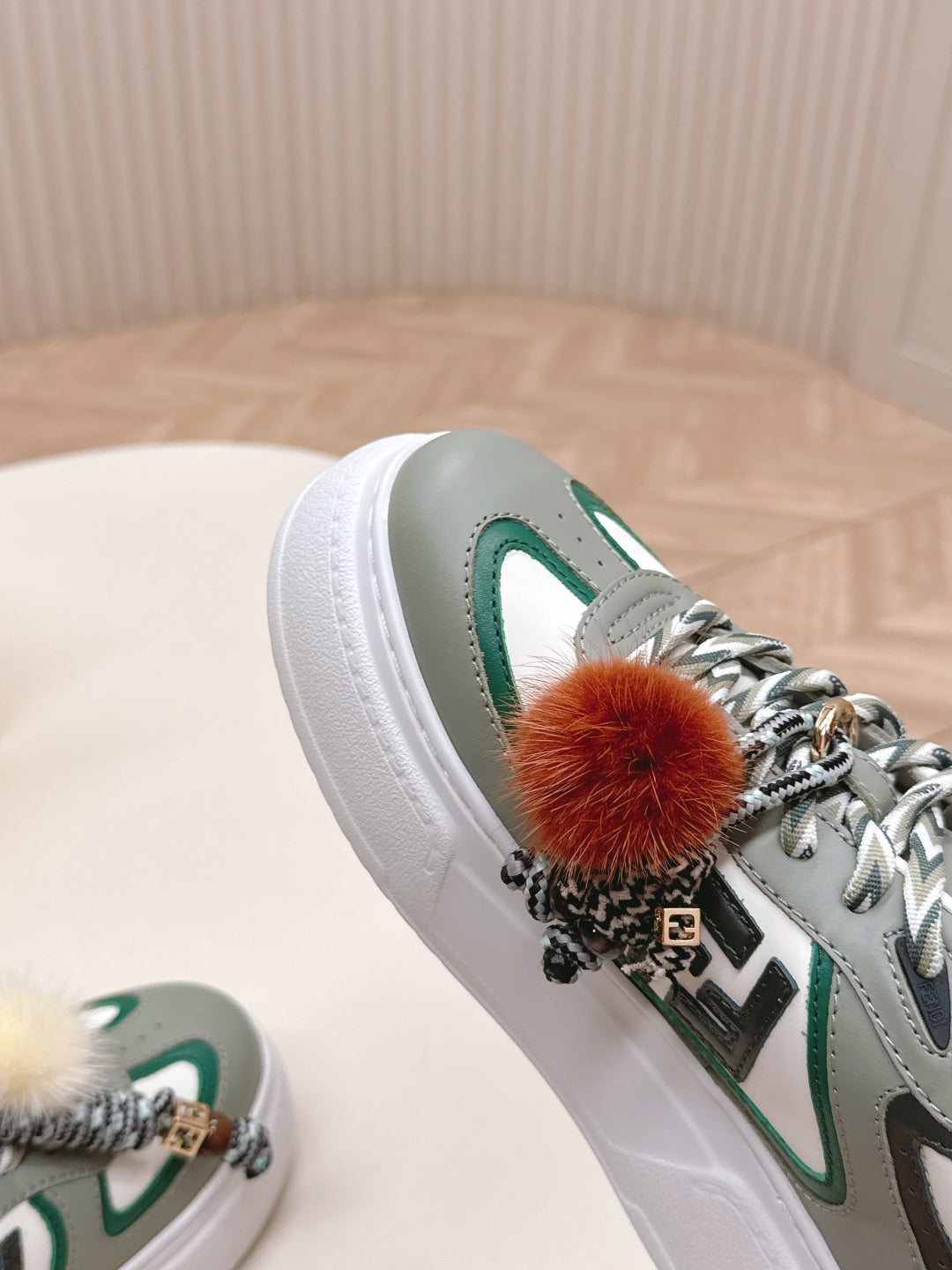 Z2Q105F417 Popular high-quality Shoes