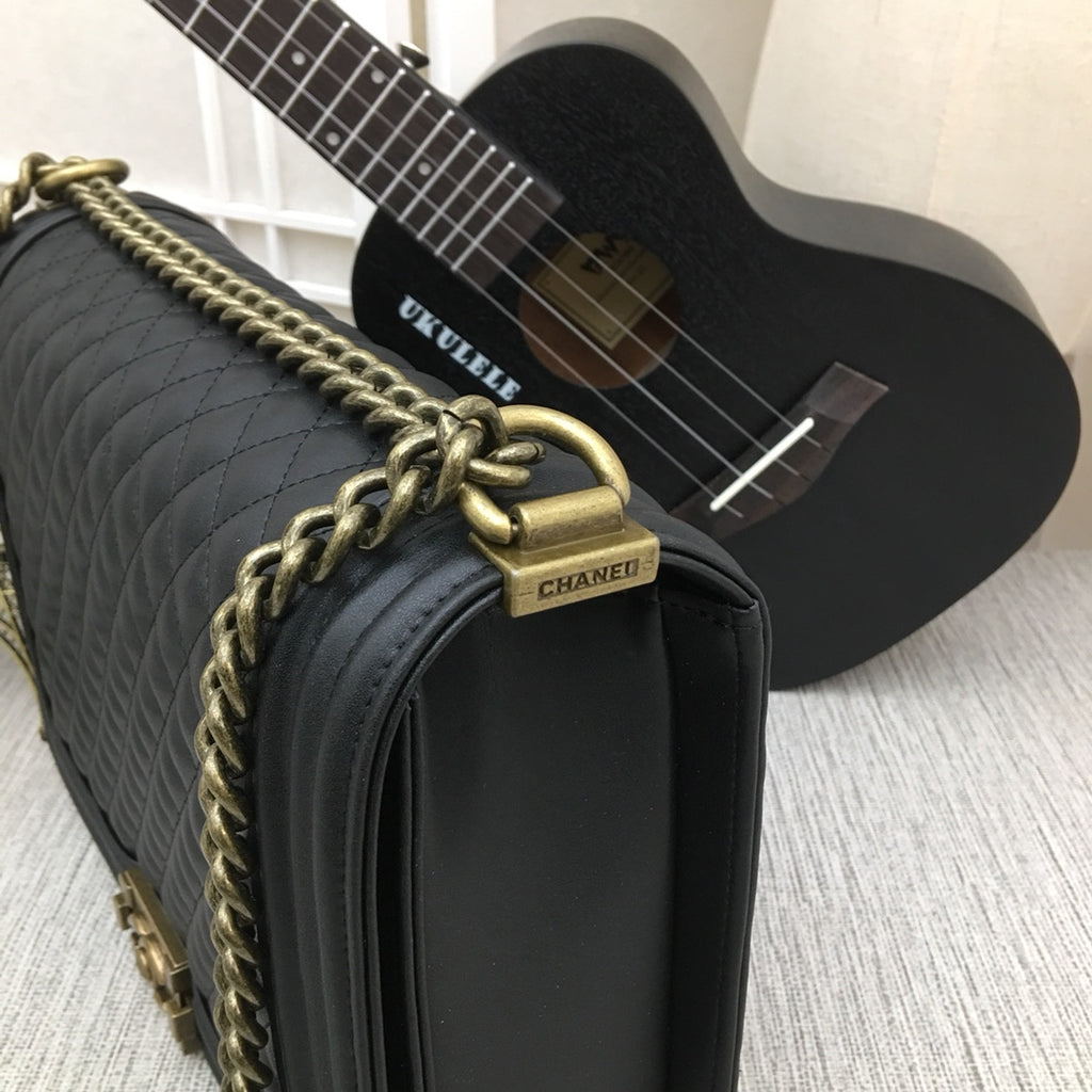 B5X121C60 Popular  leather bag 