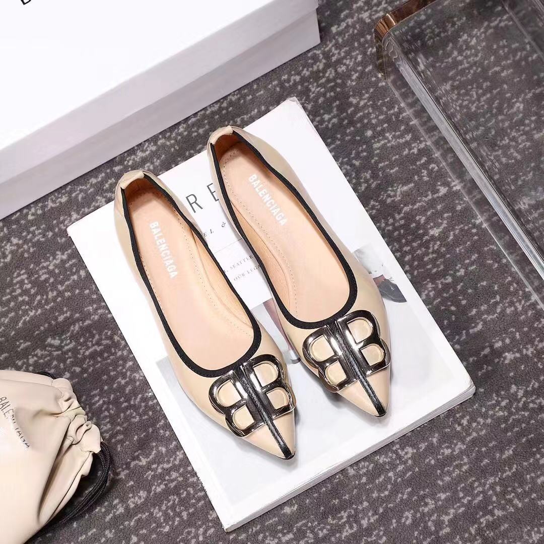 Z2Q95J121 Popular high-quality leather Shoes