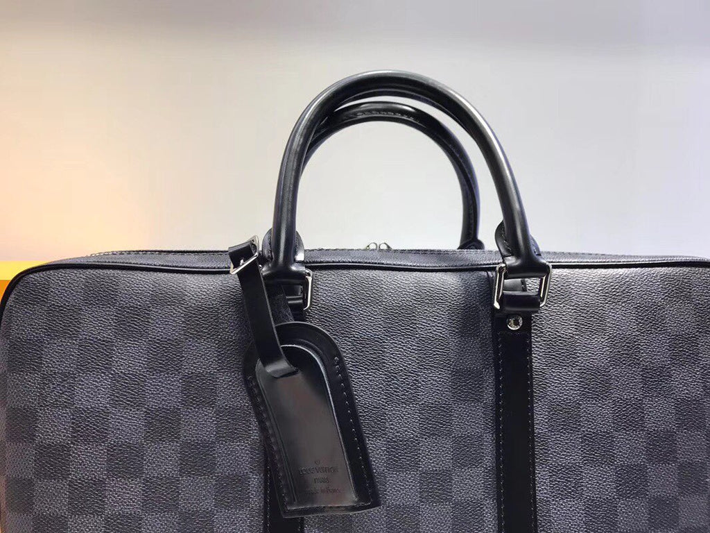 B1N67E14 Popular leather bag