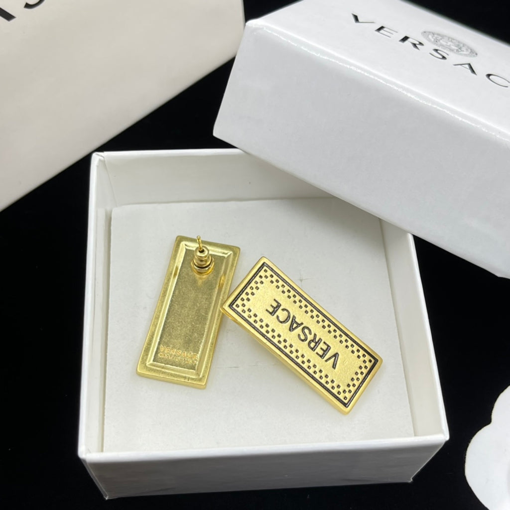 X1Z94V974E Popular Earrings