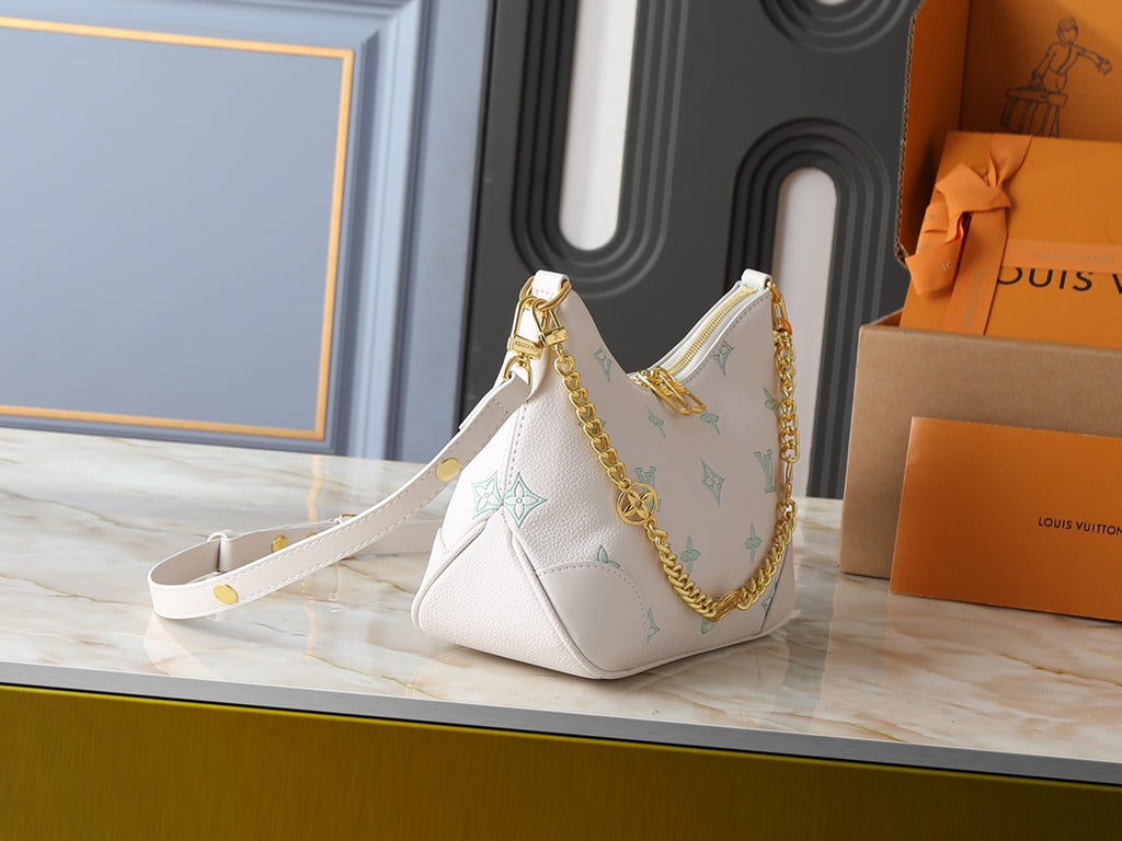 B1R76E49 Popular leather bag