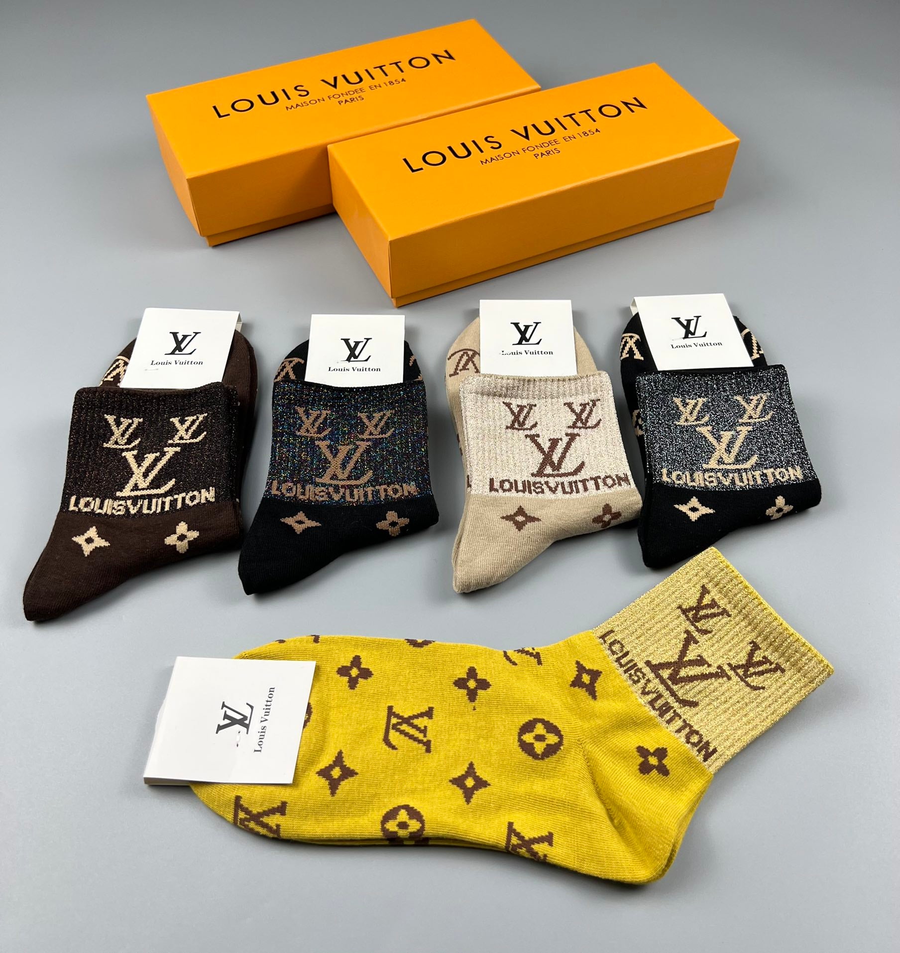S1Q35E9 Popular socks(5 pairs )