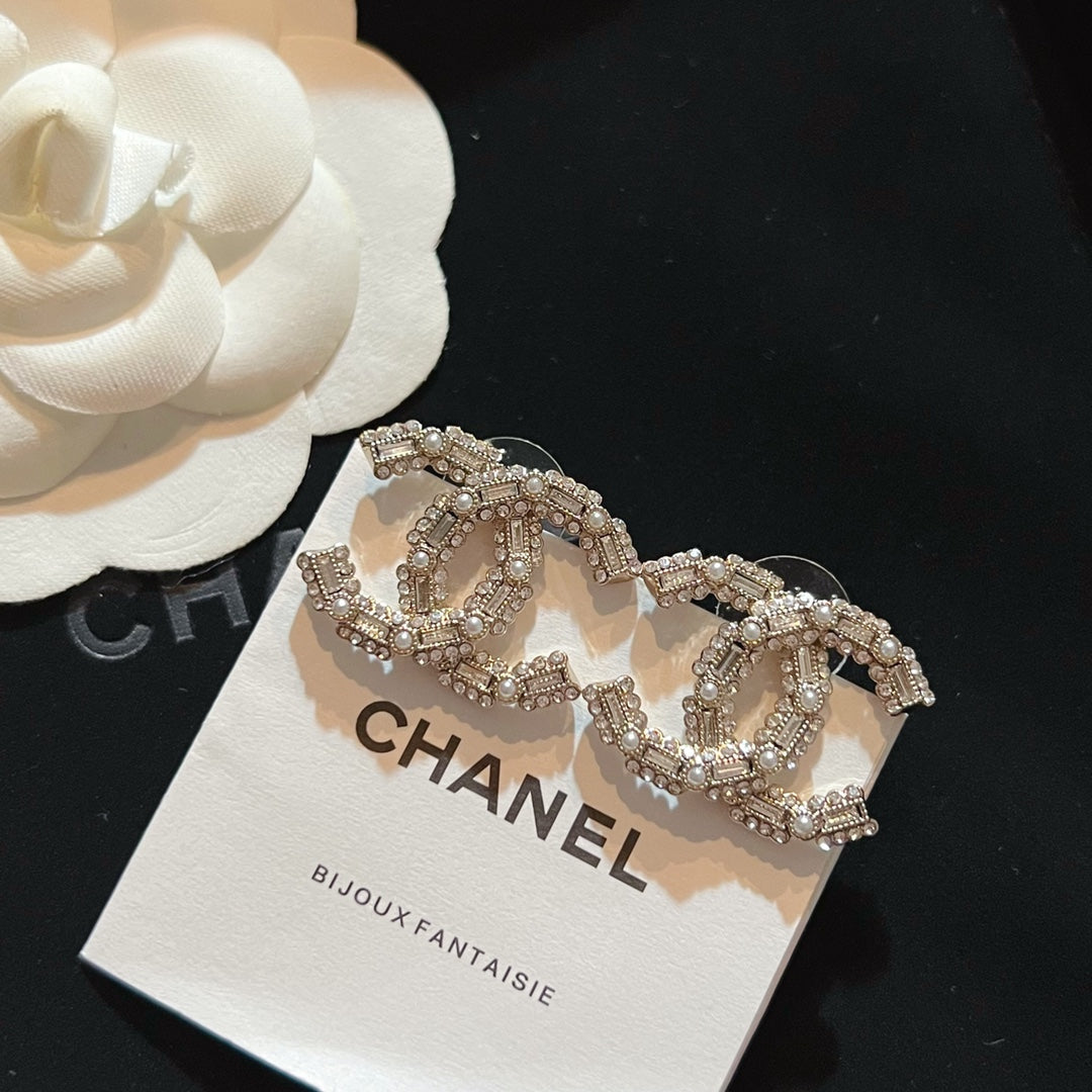 X1Z94C842E Popular Earrings