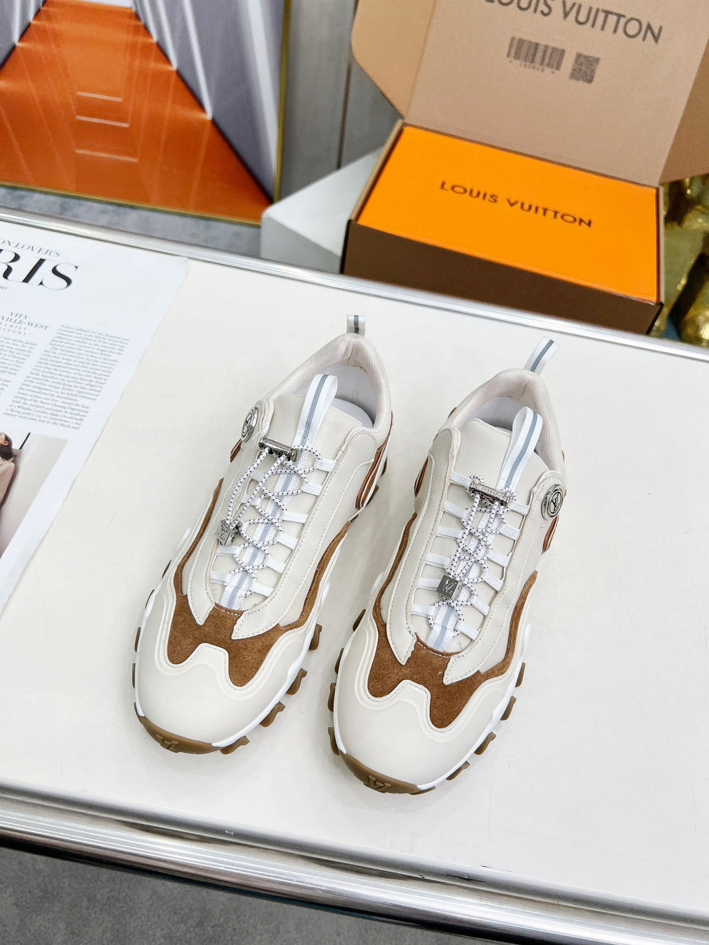 Z2Q105E285 Popular high-quality Shoes