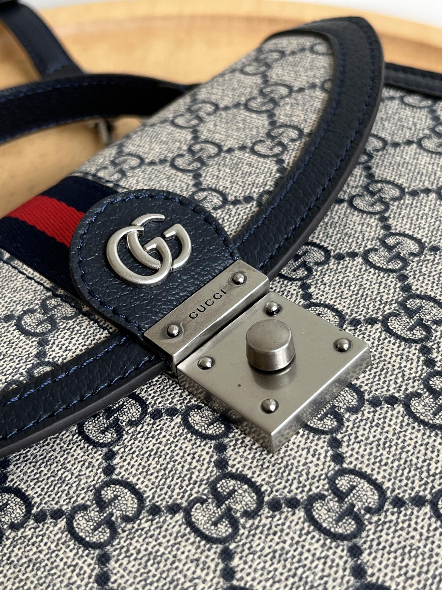 B12X64B467 Popular   leather bag