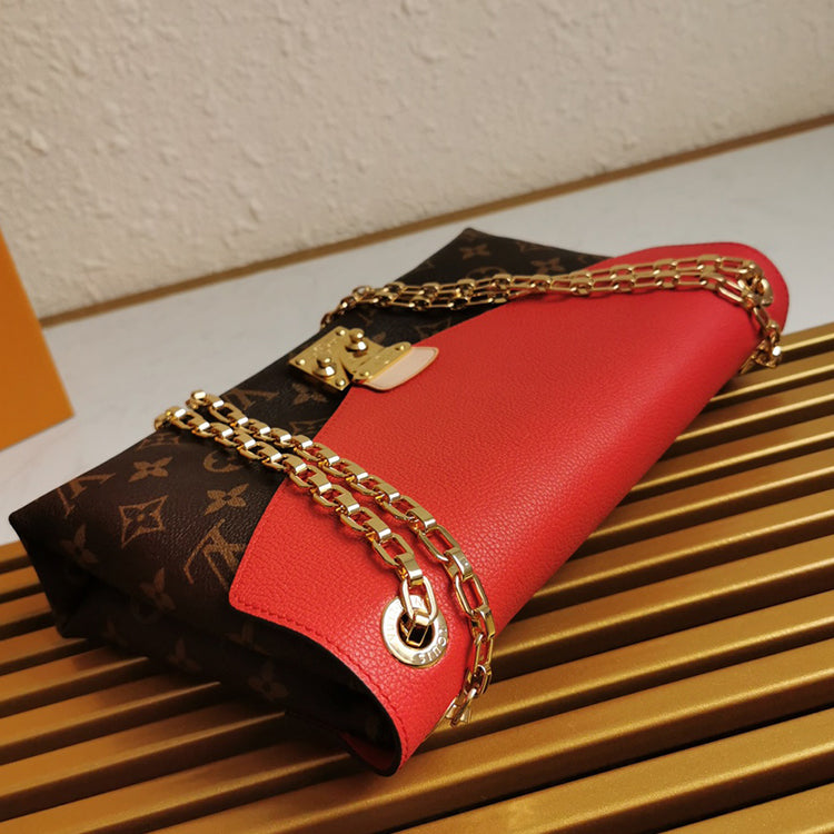 B1X41E83 Popular  leather bag 