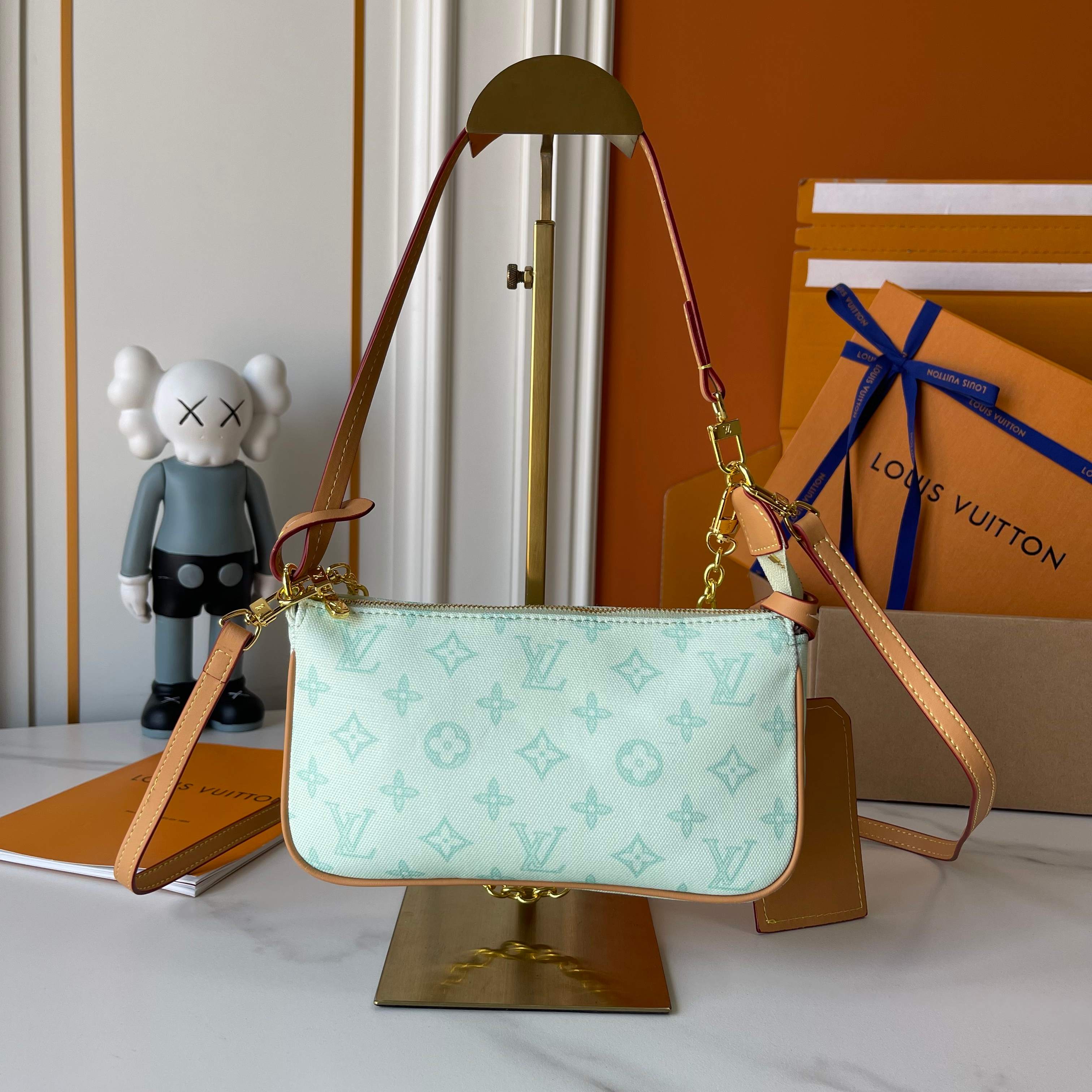 B1N36E1 Popular Canvas Purse bag