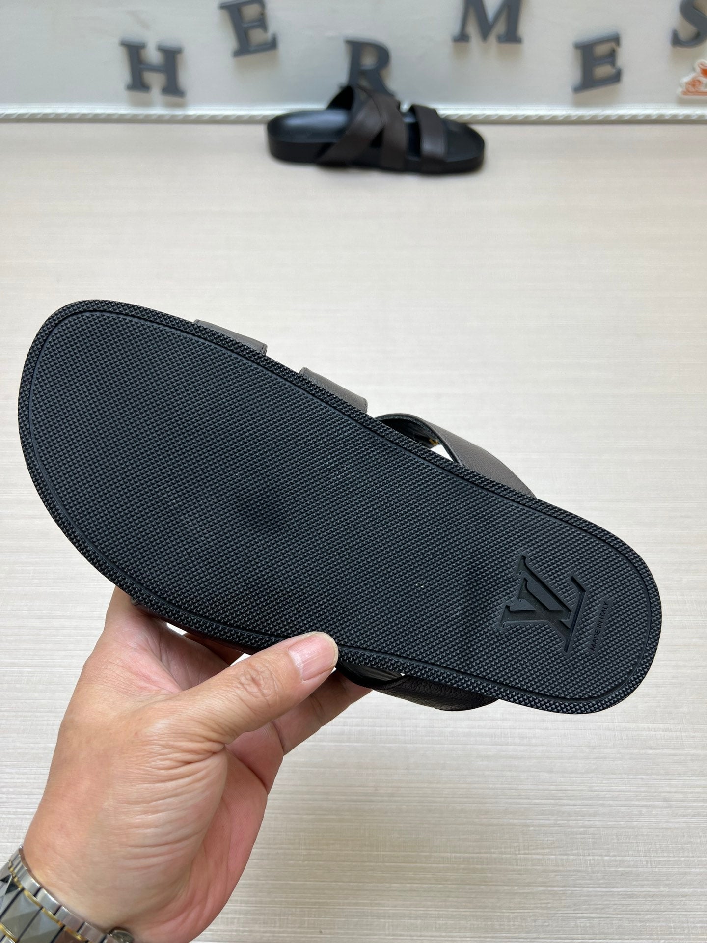 Z5ZE89 Popular slippers