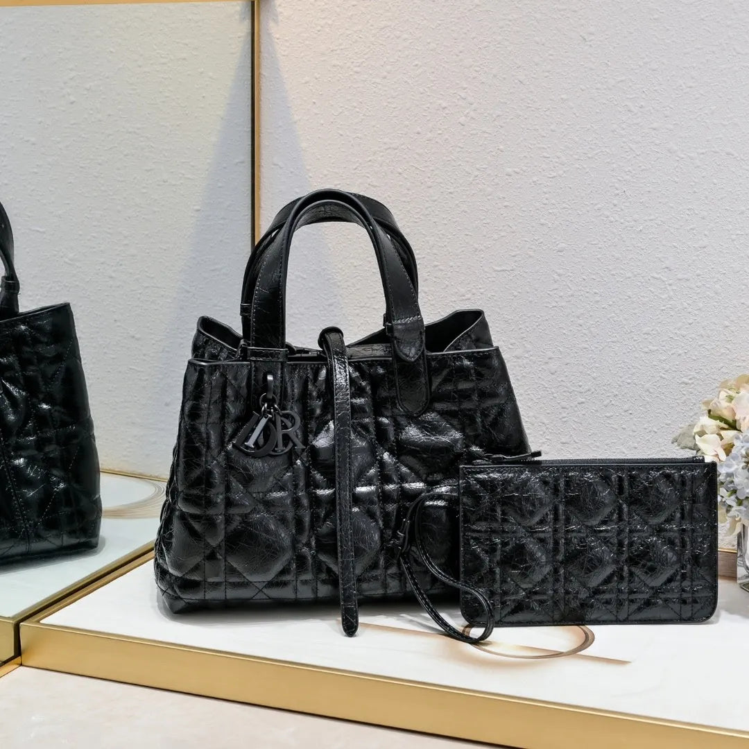 B1R76D40 Popular leather bag