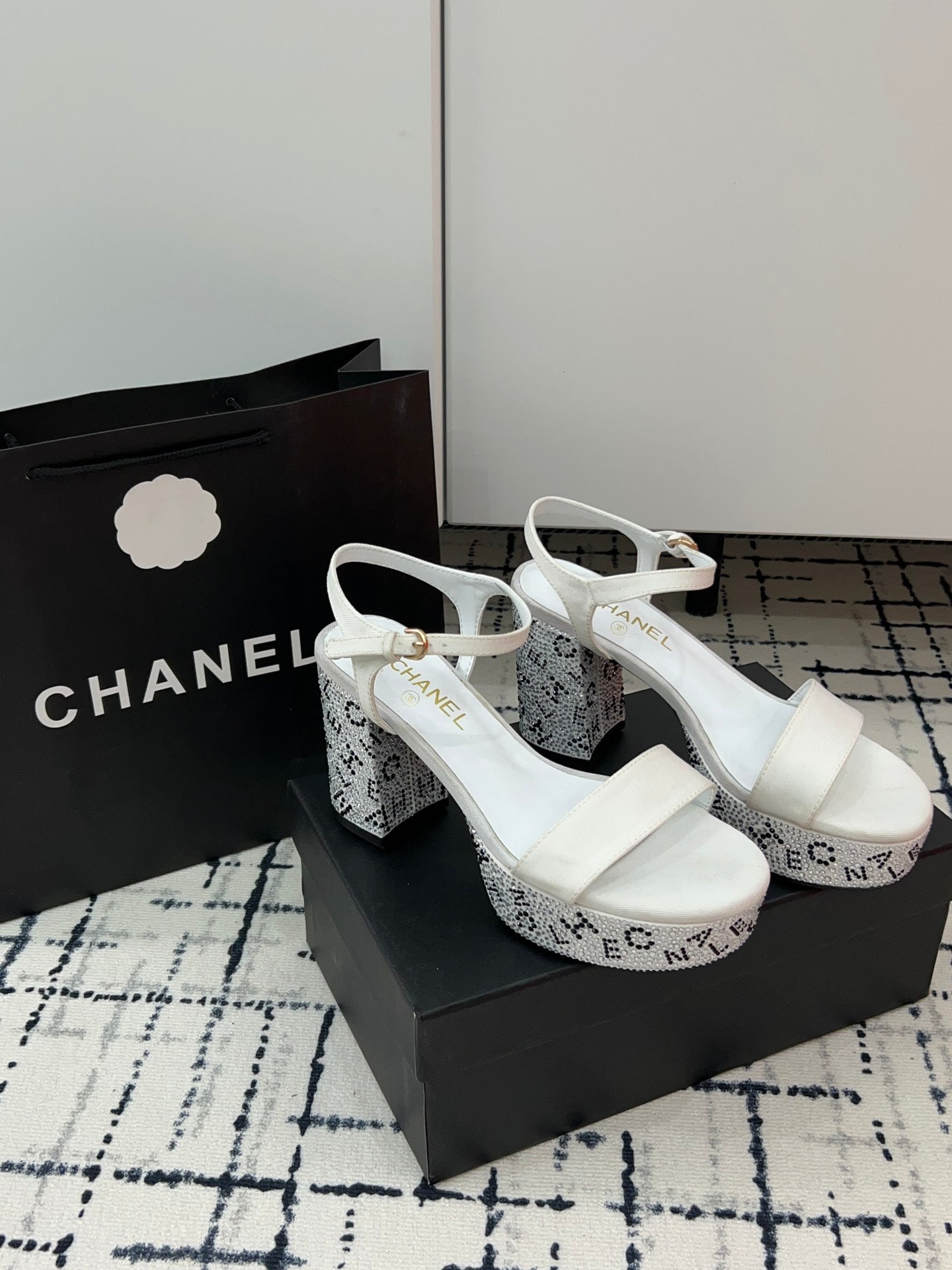 Z1ZC41 Popular High heels
