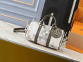 B1P46E35 Popular leather bag
