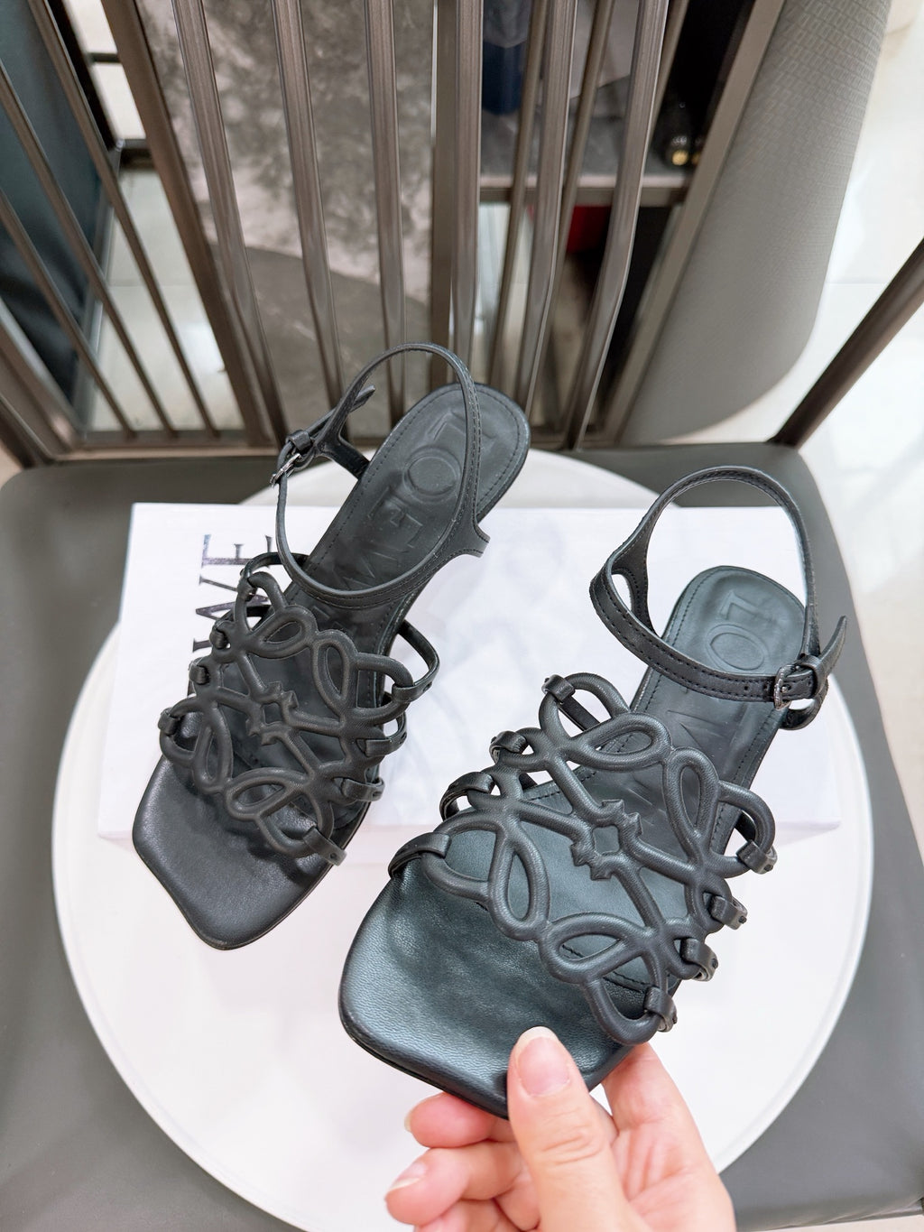 Z2R76A12 Popular high-quality  leather shoes