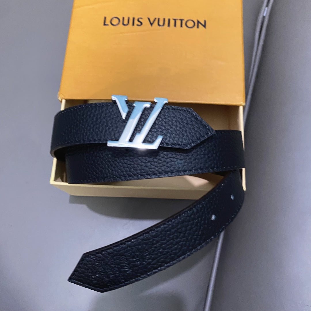 P1Q64E52 Popular High quality belt With full package