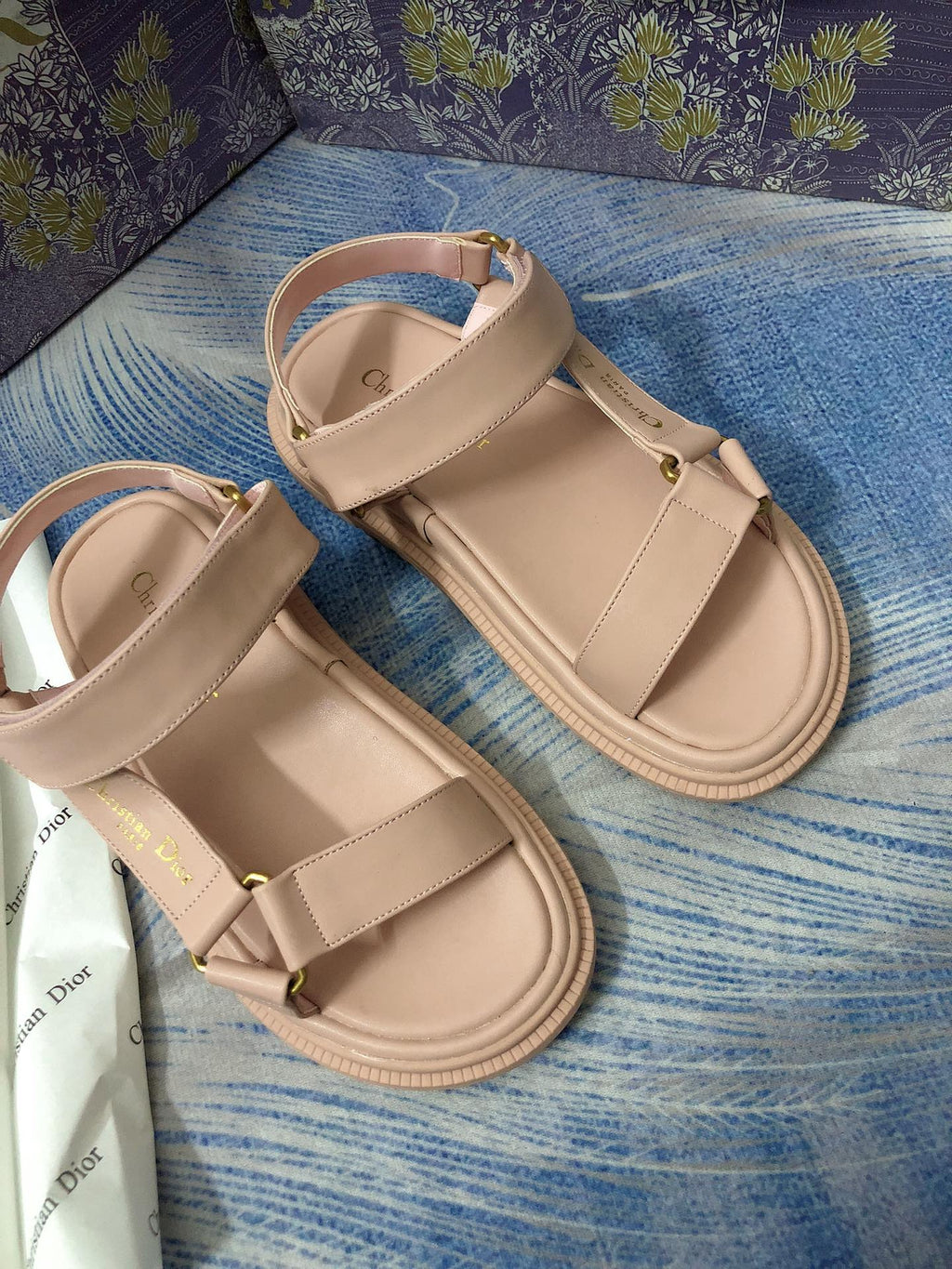 Z1ZD8 Popular sandals